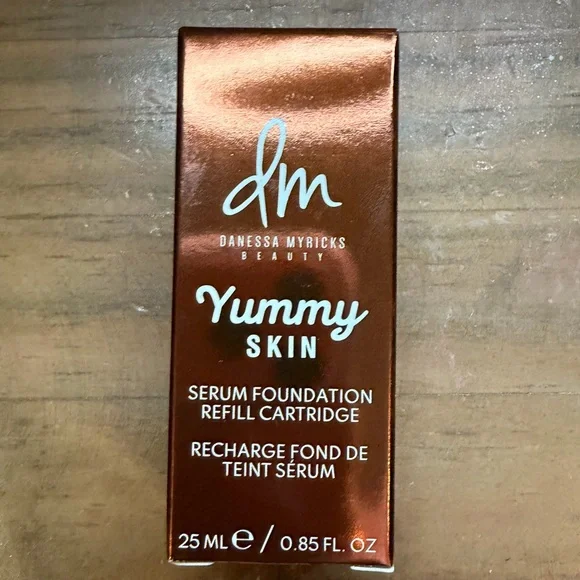 Danessa Myricks Yummy Skin Serum Foundation Refill 4N - Picture 1 of 2
